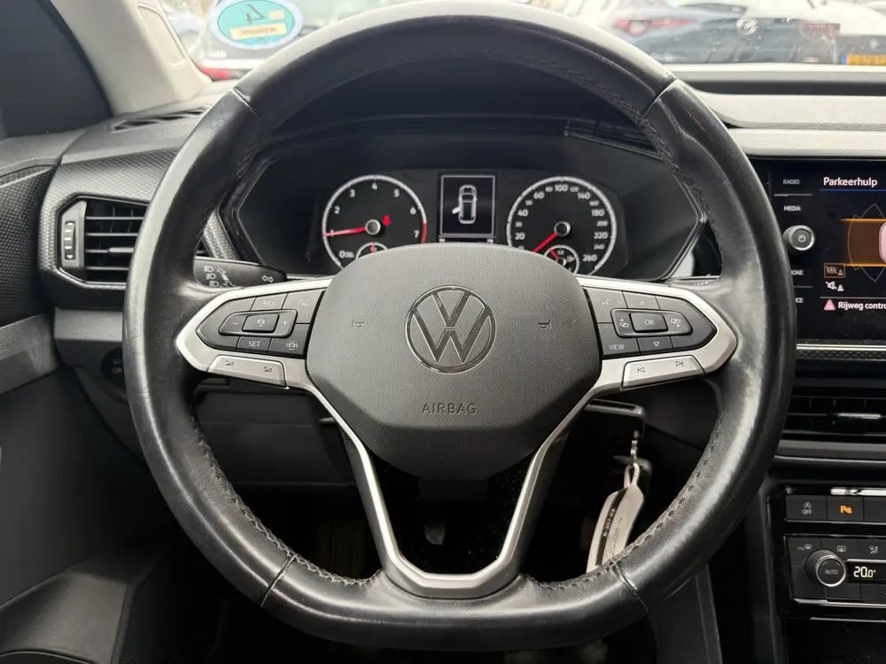 Volkswagen T-Cross 1.0 TSI Life Business Navigatie P uit 2021, foto 9