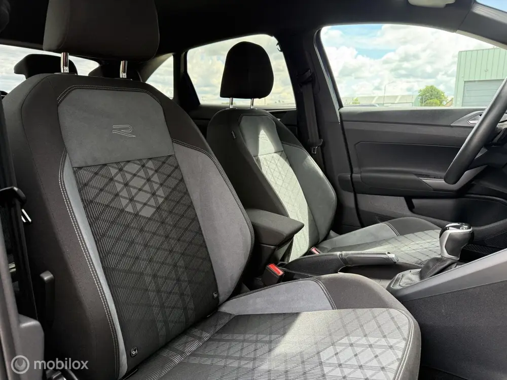 Volkswagen Taigo 1.0 TSI R-Line Business / CarPlay / Camera uit 2024, foto 7