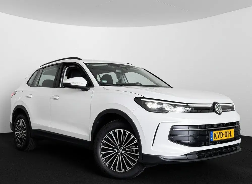 Volkswagen Tiguan 1.5 TSI 204PK eHybrid DSG LIFE 360°CAMERA uit 2025, foto 4