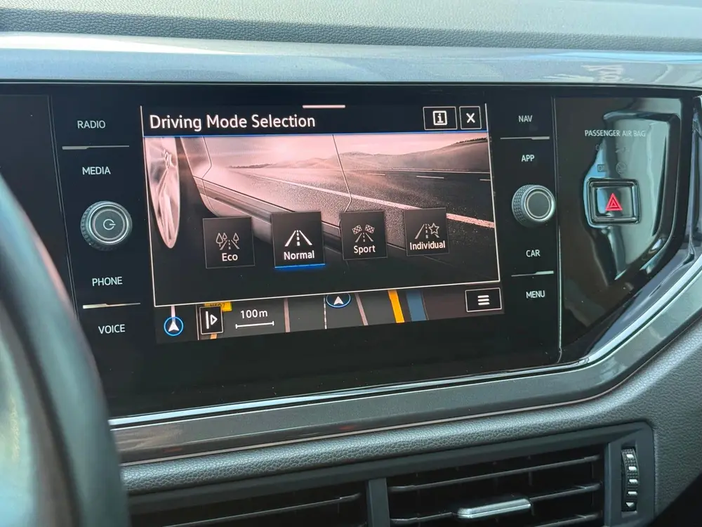Volkswagen Polo 1.0 TSI Highline| CARPLAY| DIGITALDASH| NAP uit 2021, foto 18