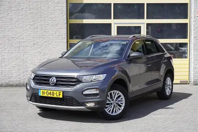 Volkswagen T-Roc 1.5 TSI 150PK! Automaat Style Business Lmv uit 2020