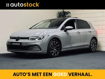 Volkswagen Golf 1.5 eTSI | Panorama | Memory | IQ | HK Audio uit 2020