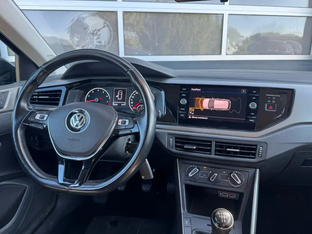 Volkswagen Polo 1.0 TSI 95pk 2019 Zwart uit 2019, foto 5