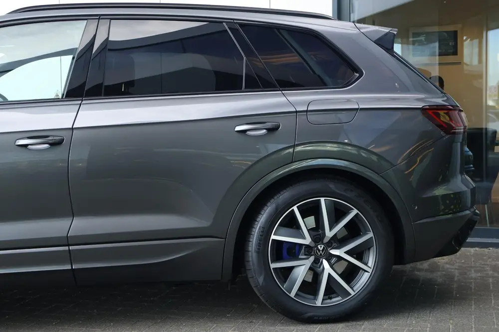 Volkswagen Touareg 3.0 TSi eHybrid 4MOTION R / Panorama / Tr uit 2024, foto 6