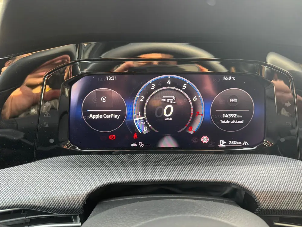 Volkswagen Golf Variant 1.5 TSI R-Line Edition Parkeer Camer uit 2025, foto 14