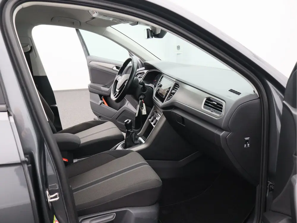 Volkswagen T-Roc 1.0 TSI Style/ lage km/ trekhaak! uit 2021, foto 19