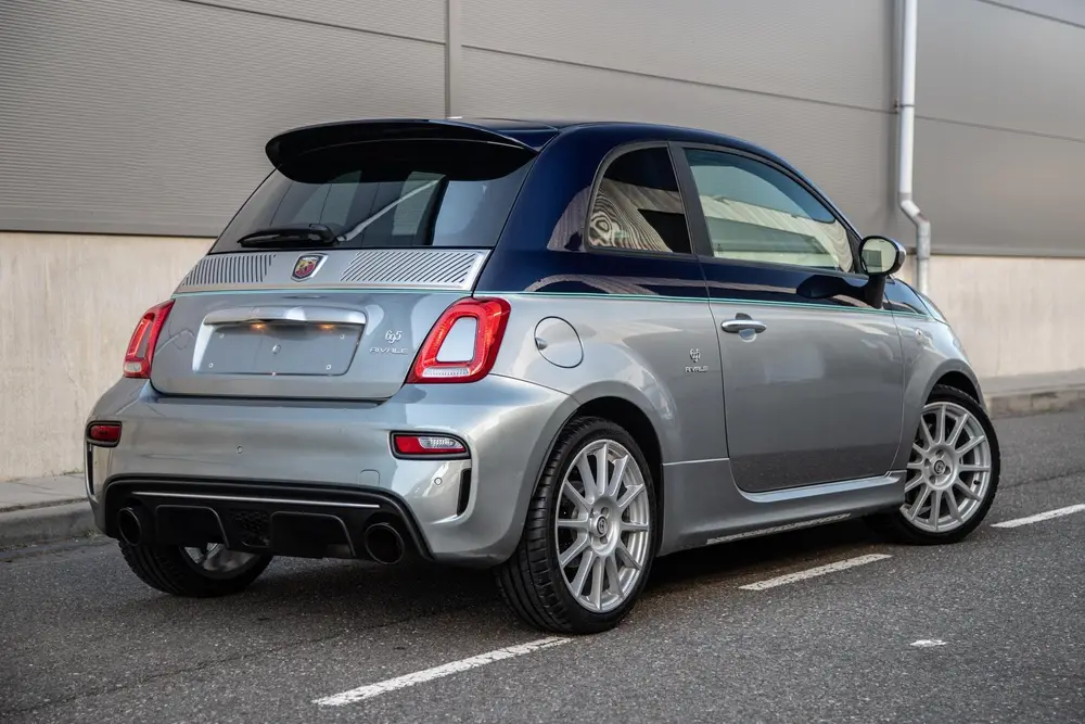 Abarth 695 1.4 T-Jet Rivale | Akrapovic | Beats | Nieuwe Dis uit 2019, foto 3