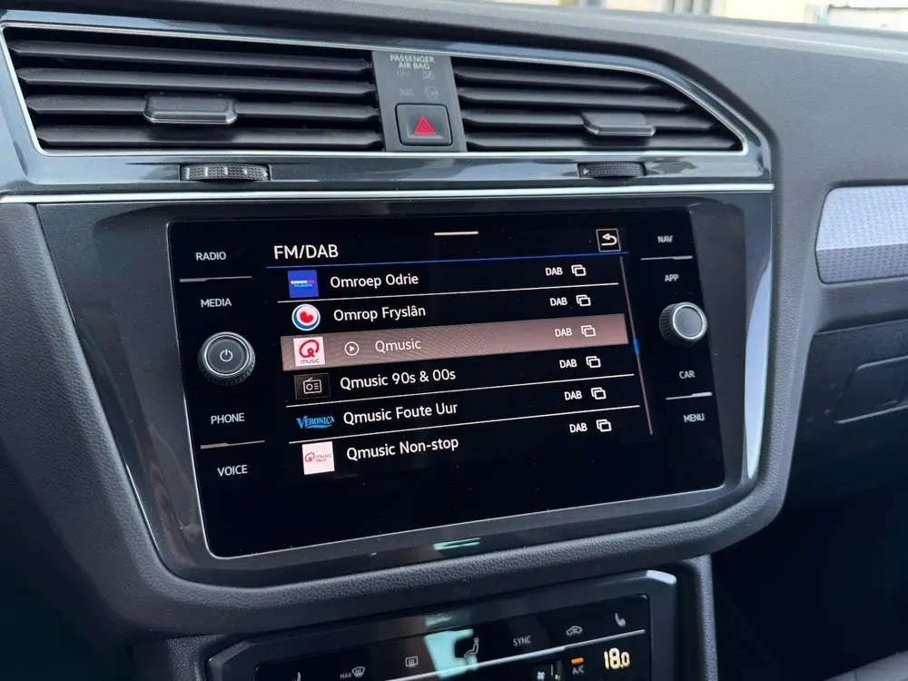 Volkswagen Tiguan 1.5 TSI Life | Adaptive cruise | Carplay | uit 2021, foto 16