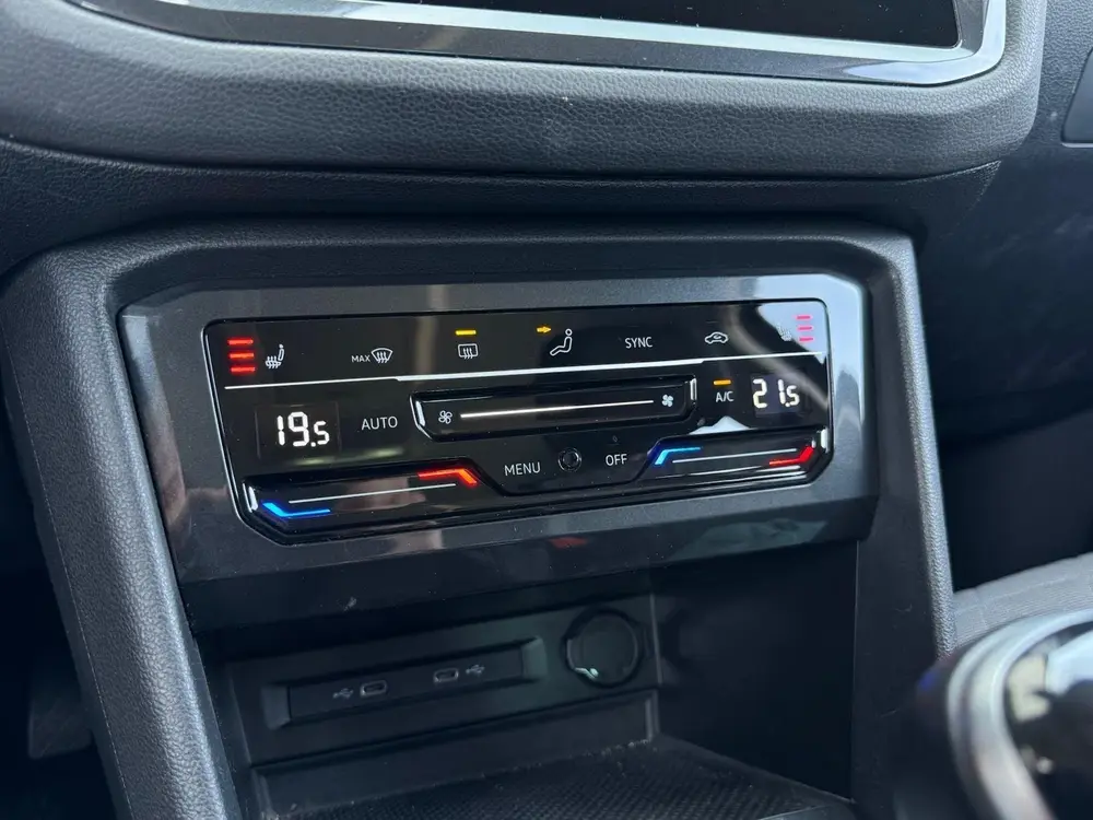 Volkswagen Tiguan 1.5 TSI Life | Adaptive cruise | Carplay | uit 2021, foto 18