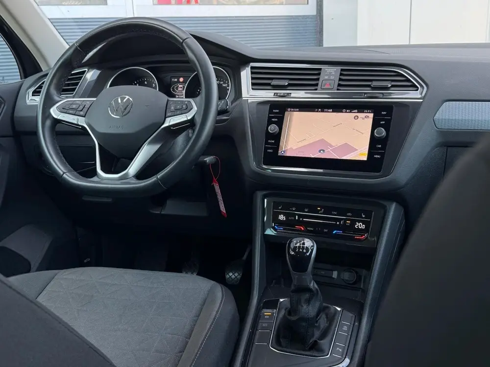 Volkswagen Tiguan 1.5 TSI Life | Adaptive cruise | Carplay | uit 2021, foto 3