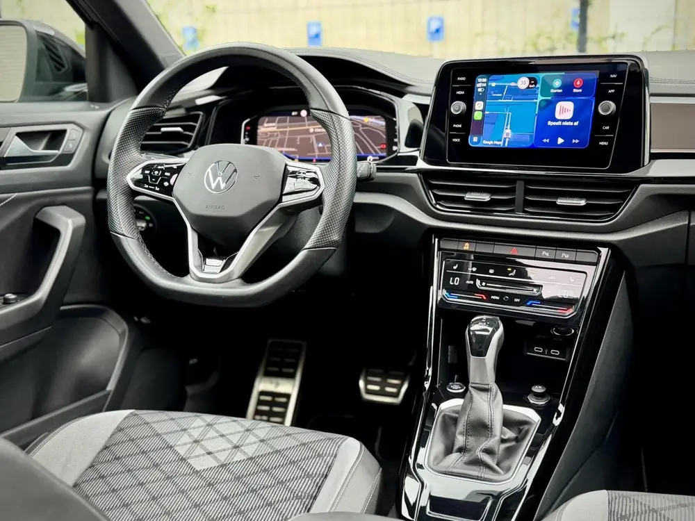Volkswagen T-Roc 1.5 TSI R-Line DSG |Pano|Camera|Keyless|I.Q uit 2022, foto 14