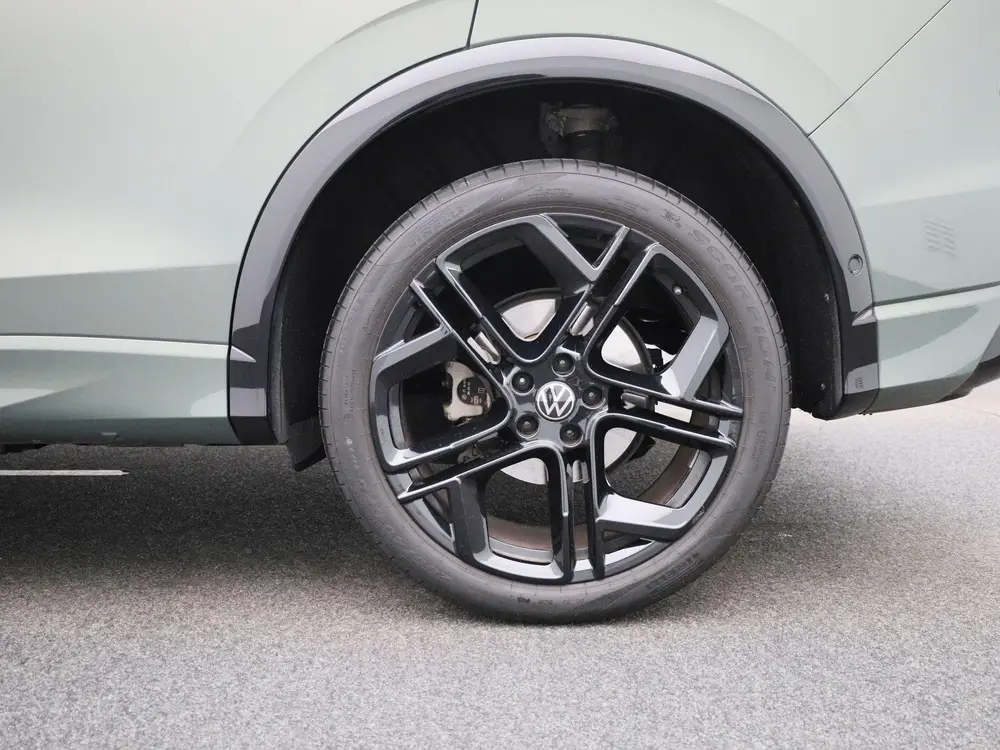 Volkswagen Tiguan 1.5 eHybrid R-Line Edition 204 PK| Origine uit 2025, foto 13