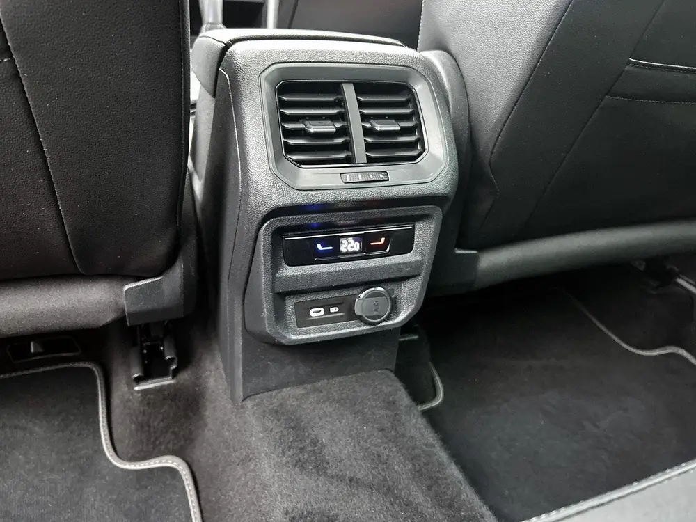 Volkswagen Tiguan 1.5 TSI R-Line Business+ | Navigatie | Sto uit 2022, foto 11