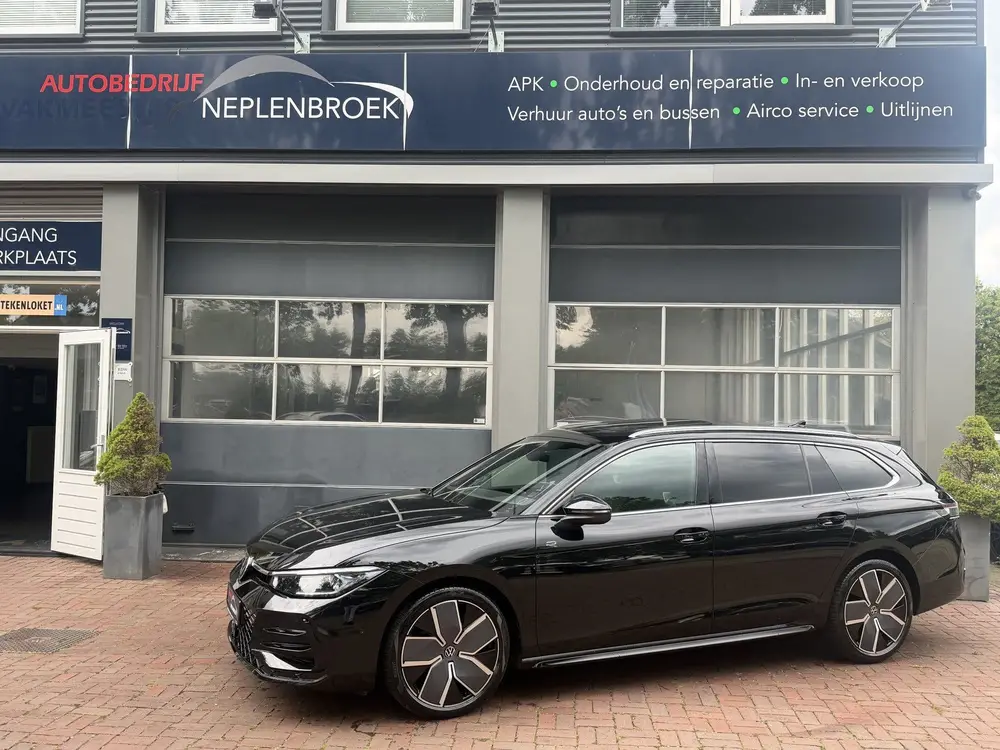 Volkswagen Passat Variant 1.5 eHybrid R-Line Edition | SoH 1 uit 2025, foto 2