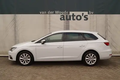 SEAT Leon ST 1.6 TDI 115pk Style -NAVI-ECC-PDC- (bj 2019) uit 2019