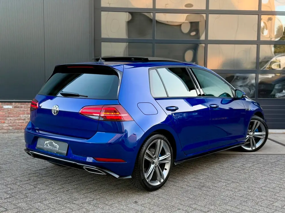 Volkswagen Golf 1.5 TSI Highline R-Line 150pk Pano/Virtual/K uit 2019, foto 3