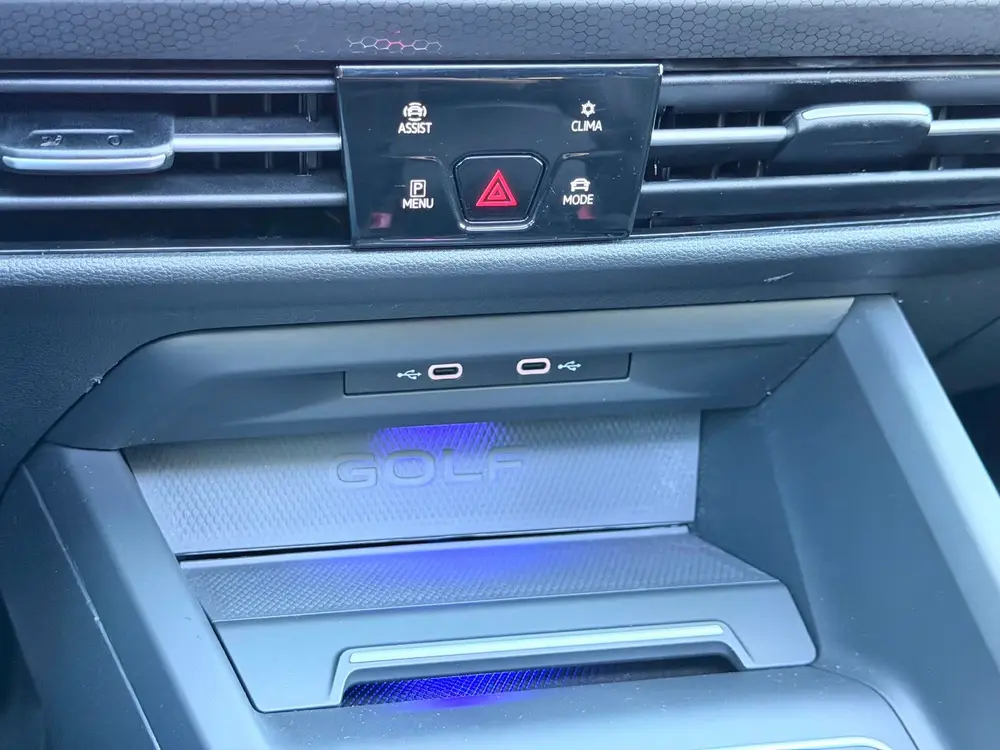 Volkswagen Golf 1.4 eHybrid GTE Pano/Matrix/HuD uit 2021, foto 18