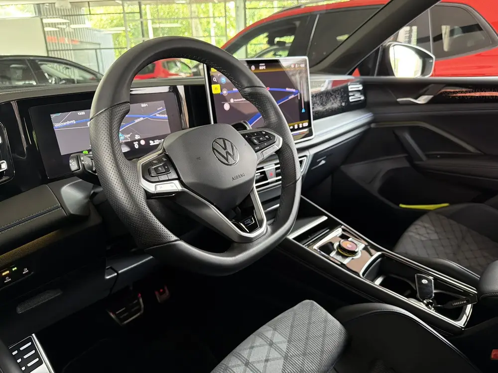 Volkswagen Tiguan 1.5 eHybrid DSG R-LINE SPORT 360° CAMERA/ uit 2025, foto 8