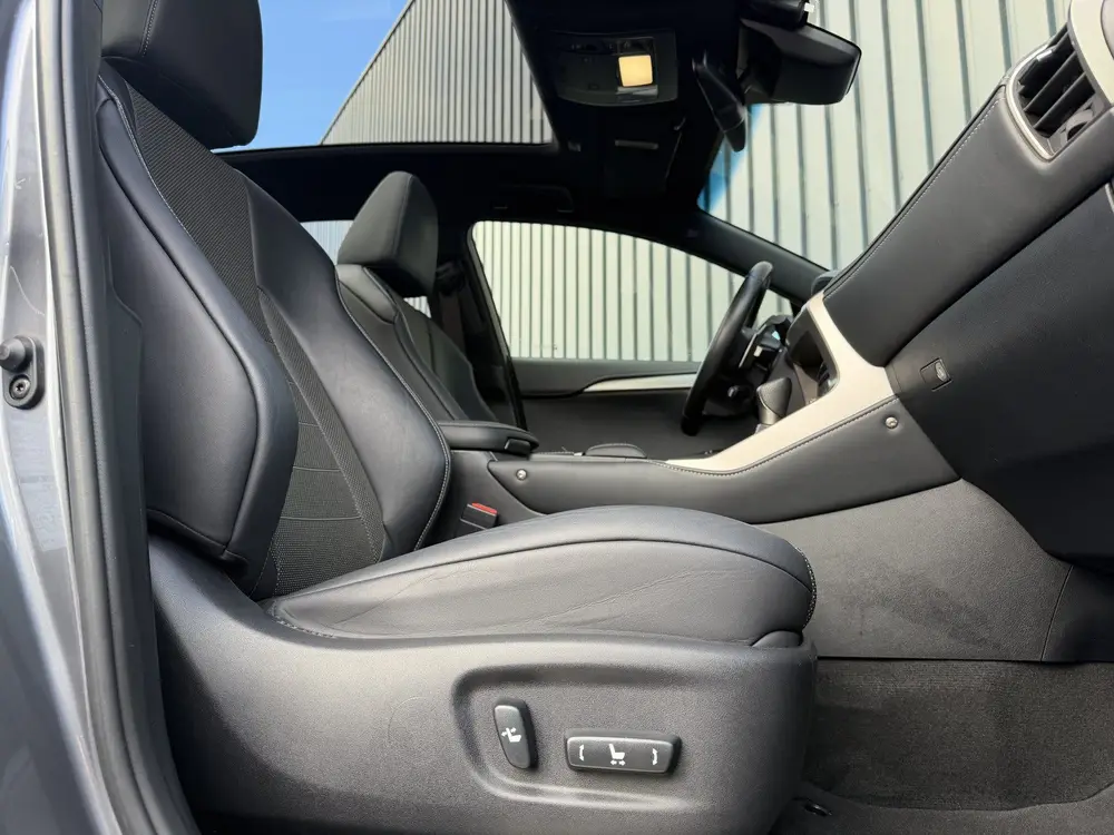 Lexus NX 300h AWD F SPORT | Pano dak | 12 mnd BOVAG Garantie uit 2019, foto 18