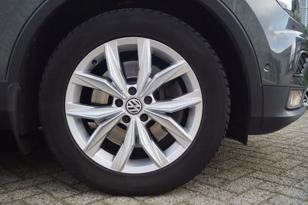 Volkswagen Tiguan 2.0 TSI 4Motion Comfort Line Business Auto uit 2019, foto 11