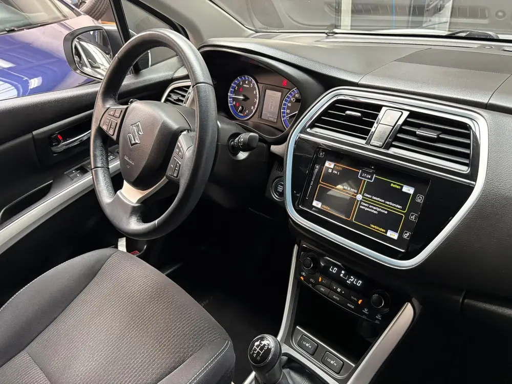 Suzuki S-Cross 1.0 Boosterjet Select / Carplay / Stoelverwar uit 2019, foto 12