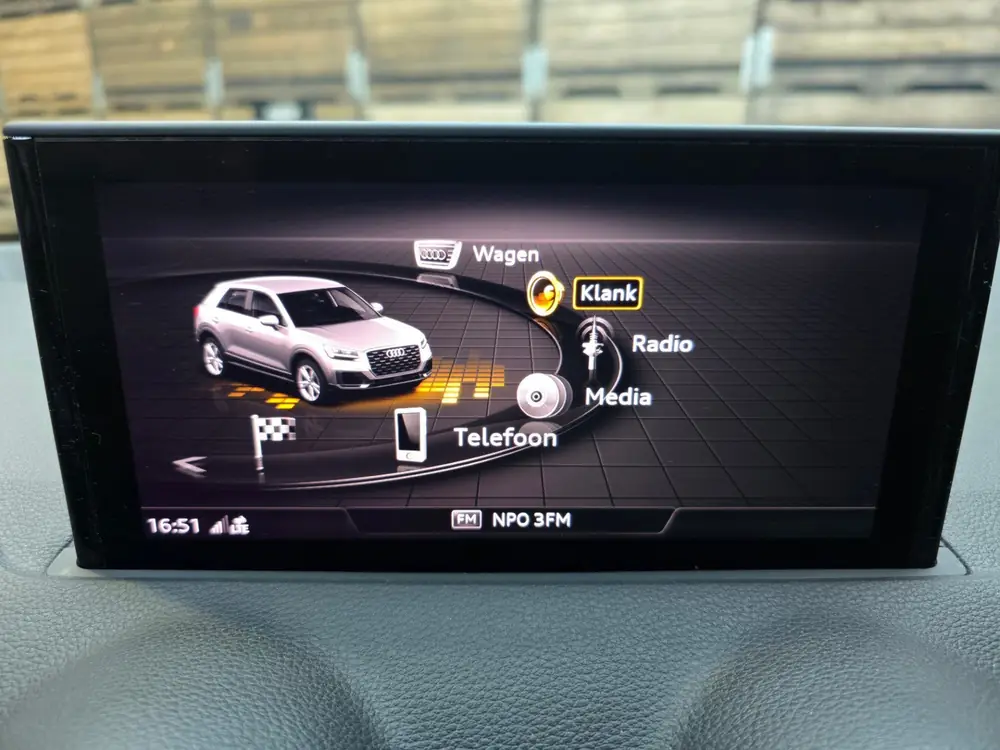 Audi Q2 30 TFSI Advanced edition Full LED MMI Navi Camera VC uit 2023, foto 17