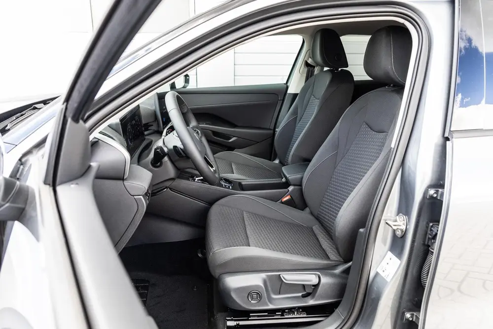 Volkswagen T-Roc 1.5 eTsi 115pk Life First Edition | Tech Pa uit 2026, foto 4