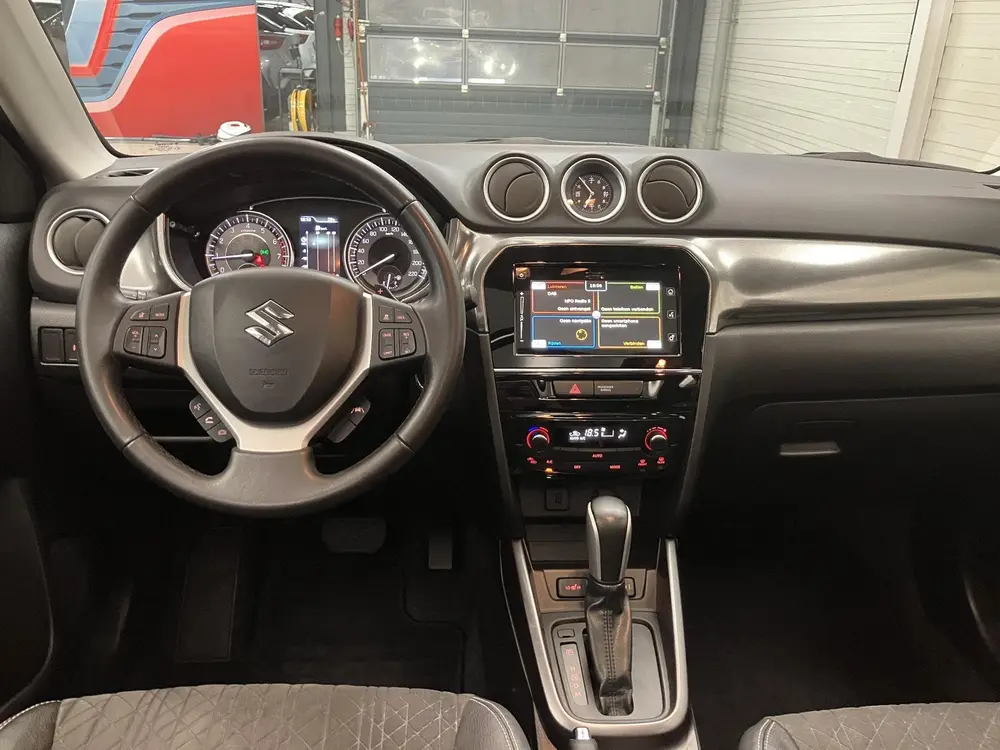 Suzuki Vitara 1.4 Boosterjet Stijl / Dealer Onderhouden / El uit 2019, foto 2