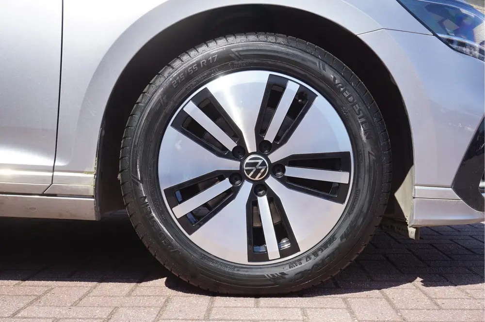 Volkswagen Passat Variant 1.4 TSI PHEV GTE Automaat uit 2022, foto 11
