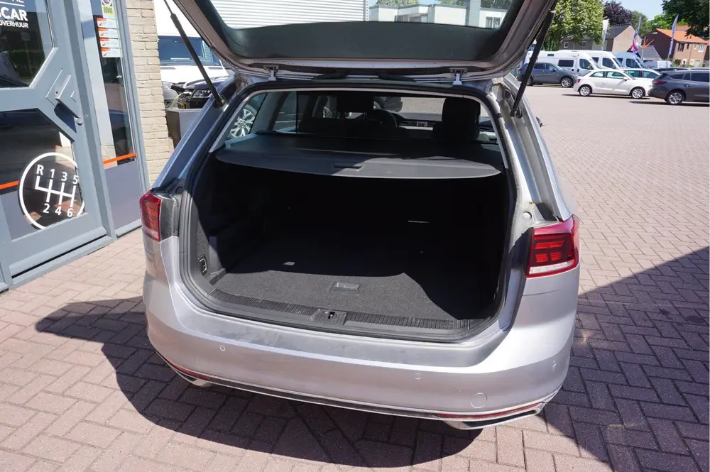 Volkswagen Passat Variant 1.4 TSI PHEV GTE Automaat uit 2022, foto 19