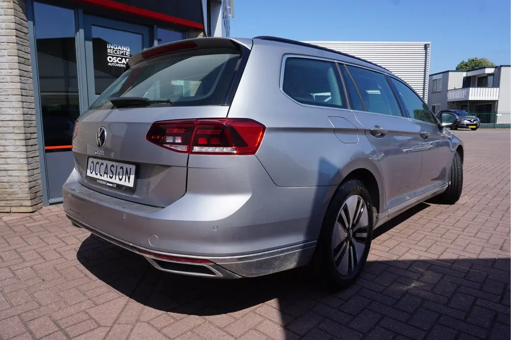 Volkswagen Passat Variant 1.4 TSI PHEV GTE Automaat uit 2022, foto 7