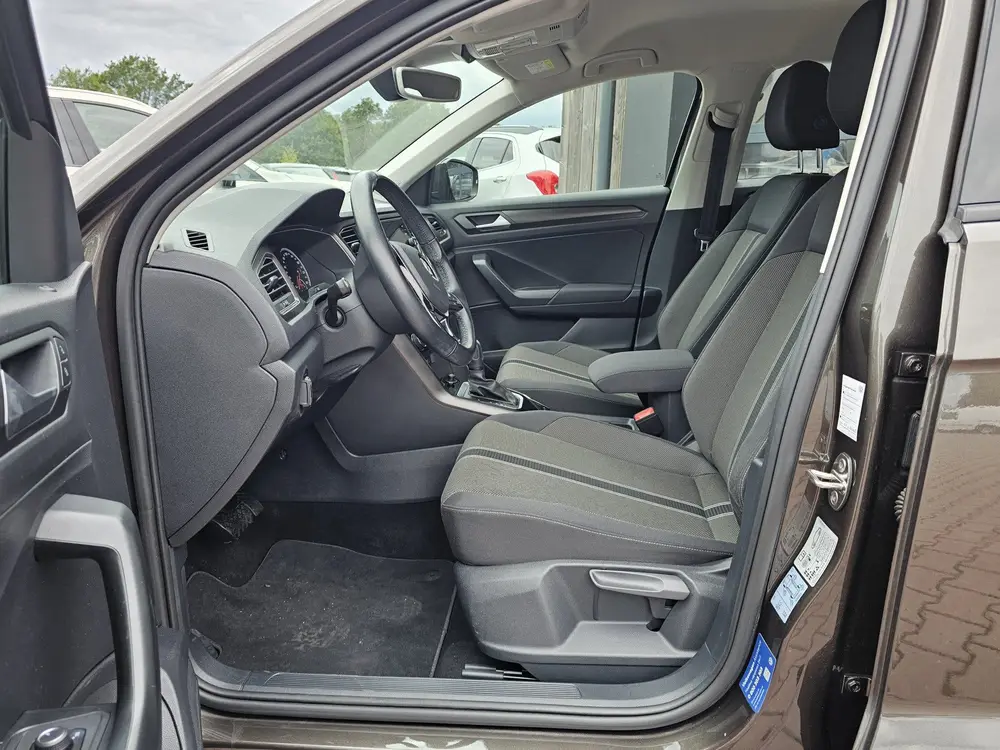 Volkswagen T-Roc 1.5 TSI DSG Style | LED | Stoel & stuurverw uit 2019, foto 2