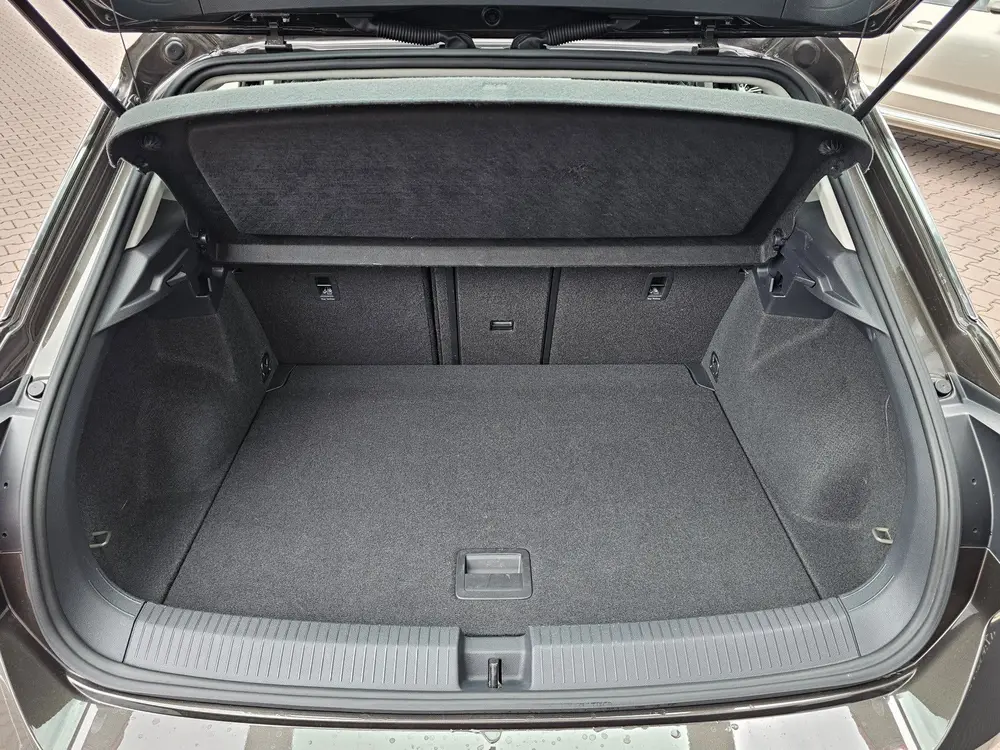 Volkswagen T-Roc 1.5 TSI DSG Style | LED | Stoel & stuurverw uit 2019, foto 4