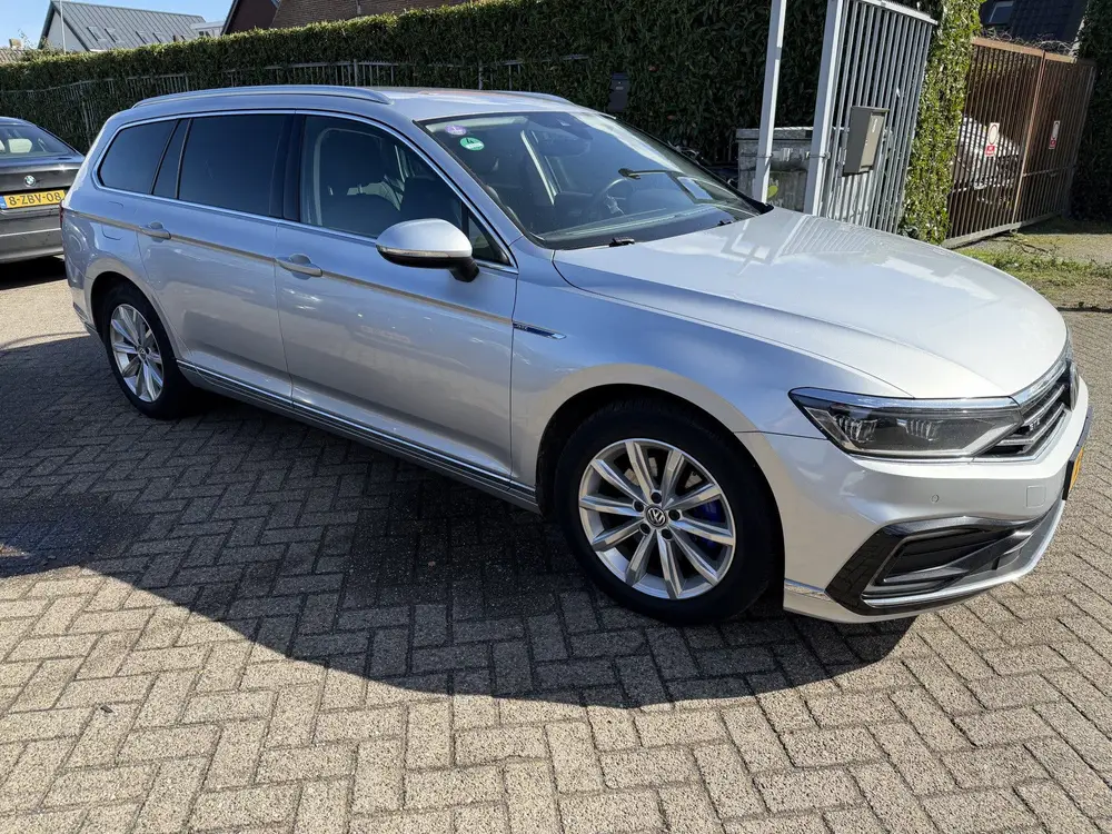 Volkswagen Passat Variant 1.4 TSI PHEV GTE Business NIEUW MO uit 2019, foto 19