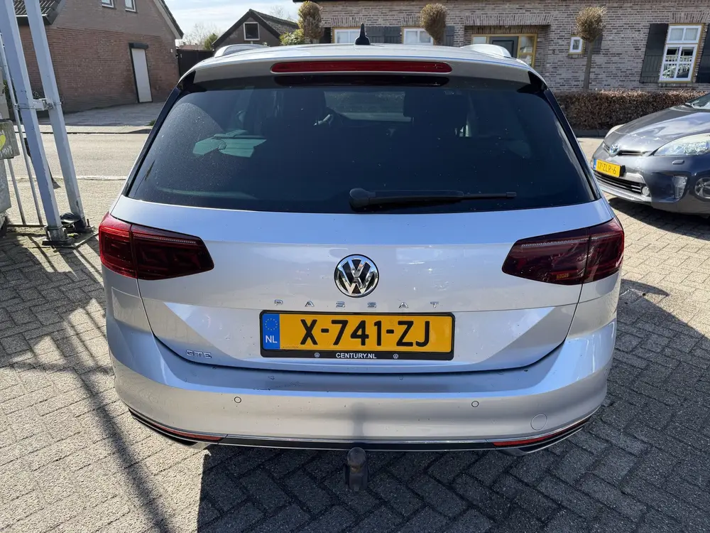 Volkswagen Passat Variant 1.4 TSI PHEV GTE Business NIEUW MO uit 2019, foto 3