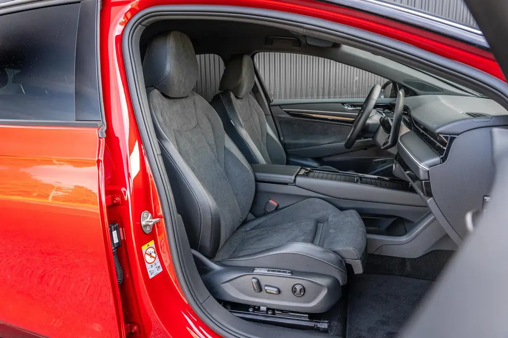 Volkswagen ID.7 Tourer 286pk Pro Limited Edition 77 kWh | Tr uit 2026, foto 14