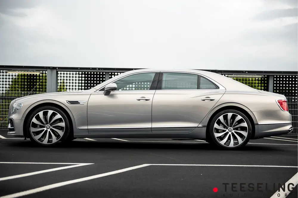 Bentley Flying Spur 4.0 V8 | Extreme Silver | Massage uit 2021, foto 3