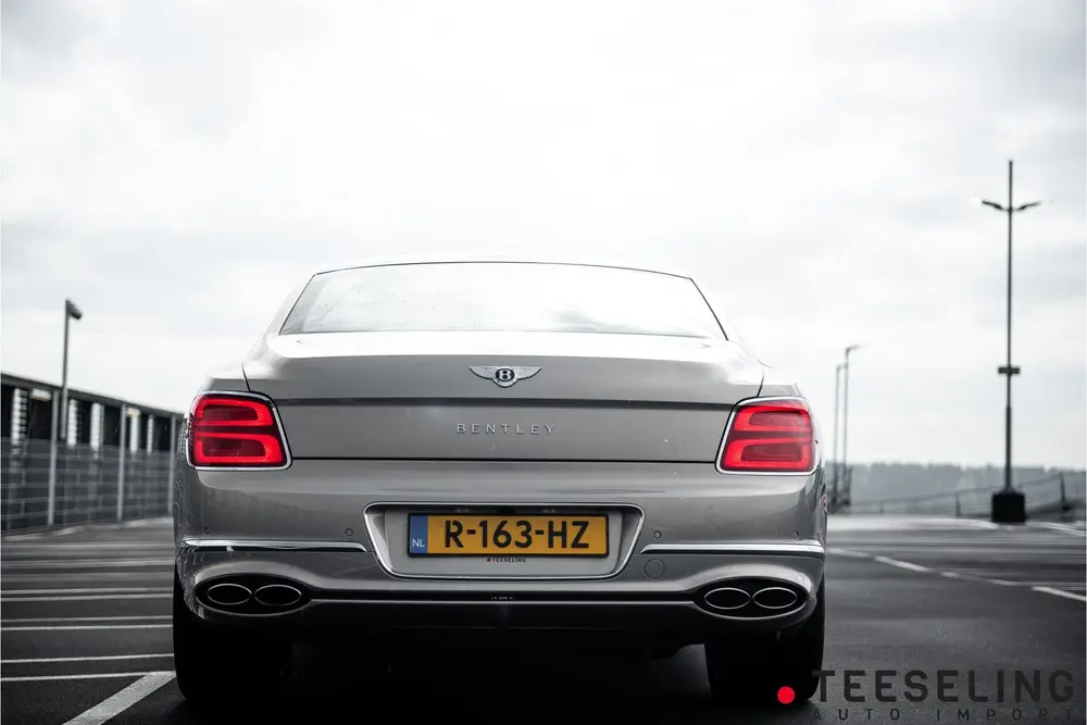 Bentley Flying Spur 4.0 V8 | Extreme Silver | Massage uit 2021, foto 4
