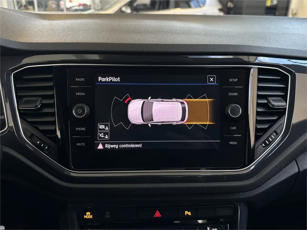Volkswagen T-Roc 1.5 TSI Sport Automaat | LM velgen | Airco uit 2019, foto 13