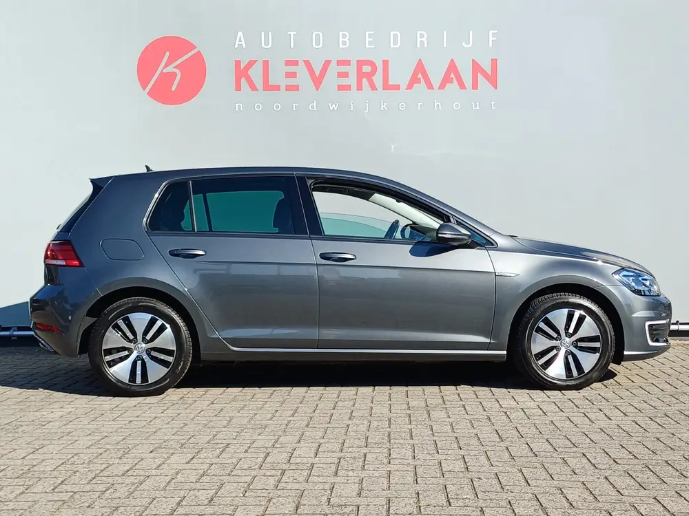 Volkswagen E-Golf E-DITION | SOH 90% | WLTP 230KM | PDC | NA uit 2020, foto 2