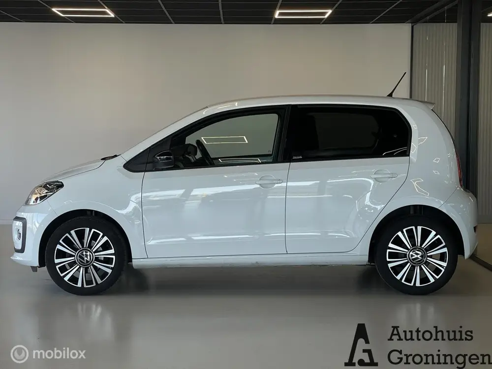 Volkswagen Up! Active | Stoelverwarming | Camera | Cruise | uit 2022, foto 3