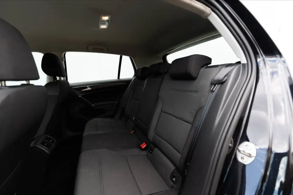 Volkswagen Golf VII Golf 1.0 TSI Comfortline Business 2019 Zwart uit 2019, foto 12