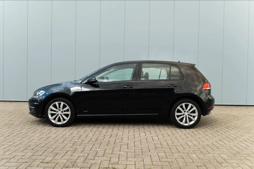 Volkswagen Golf VII Golf 1.0 TSI Comfortline Business 2019 Zwart uit 2019, foto 7
