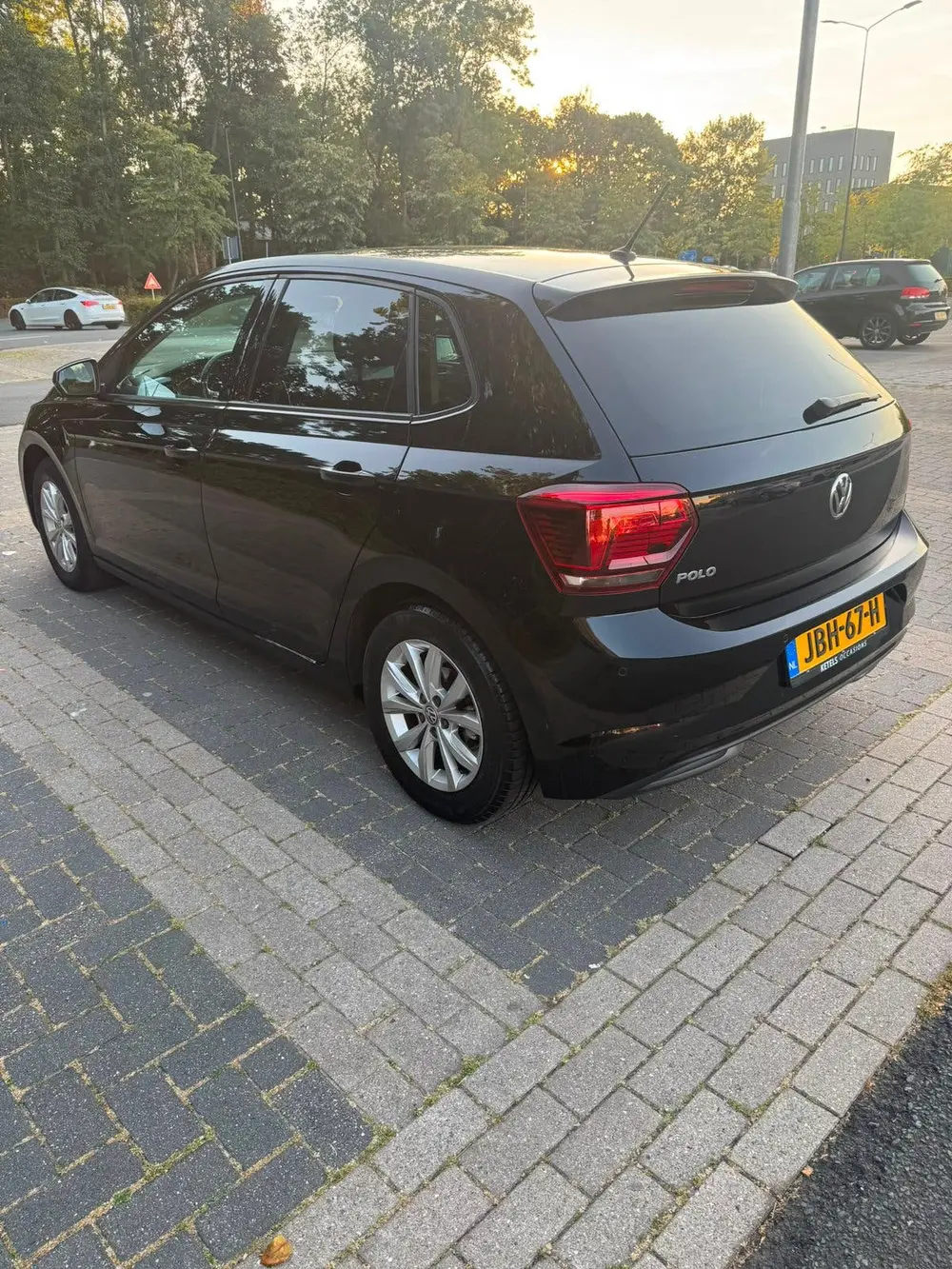 Volkswagen Polo 1.0 TSI 116pk 7-DSG 2019 Zwart VOL! uit 2019, foto 4