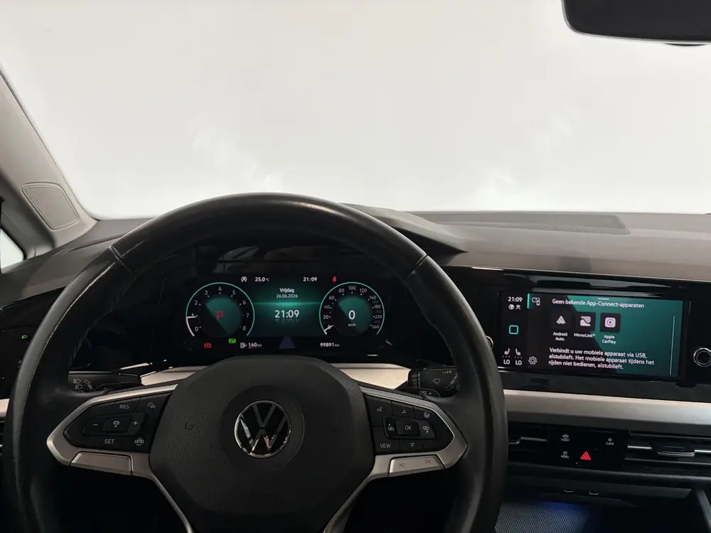 Volkswagen Golf 1.0 eTSI 110pk Automaat Life Climate control uit 2021, foto 16