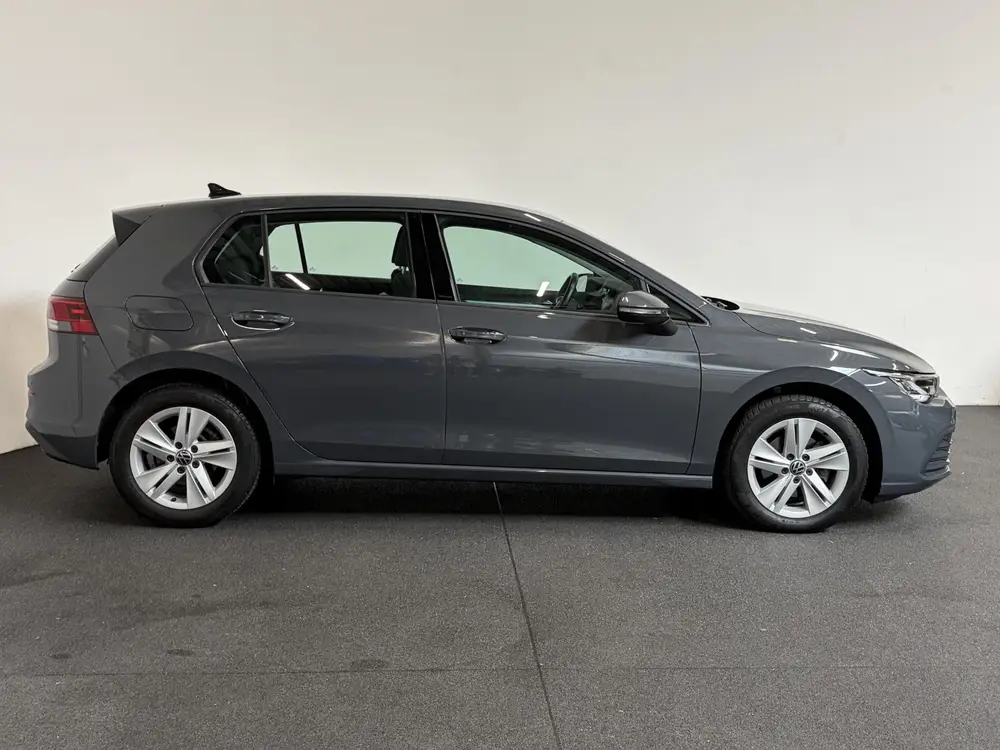 Volkswagen Golf 1.0 eTSI 110pk Automaat Life Climate control uit 2021, foto 6