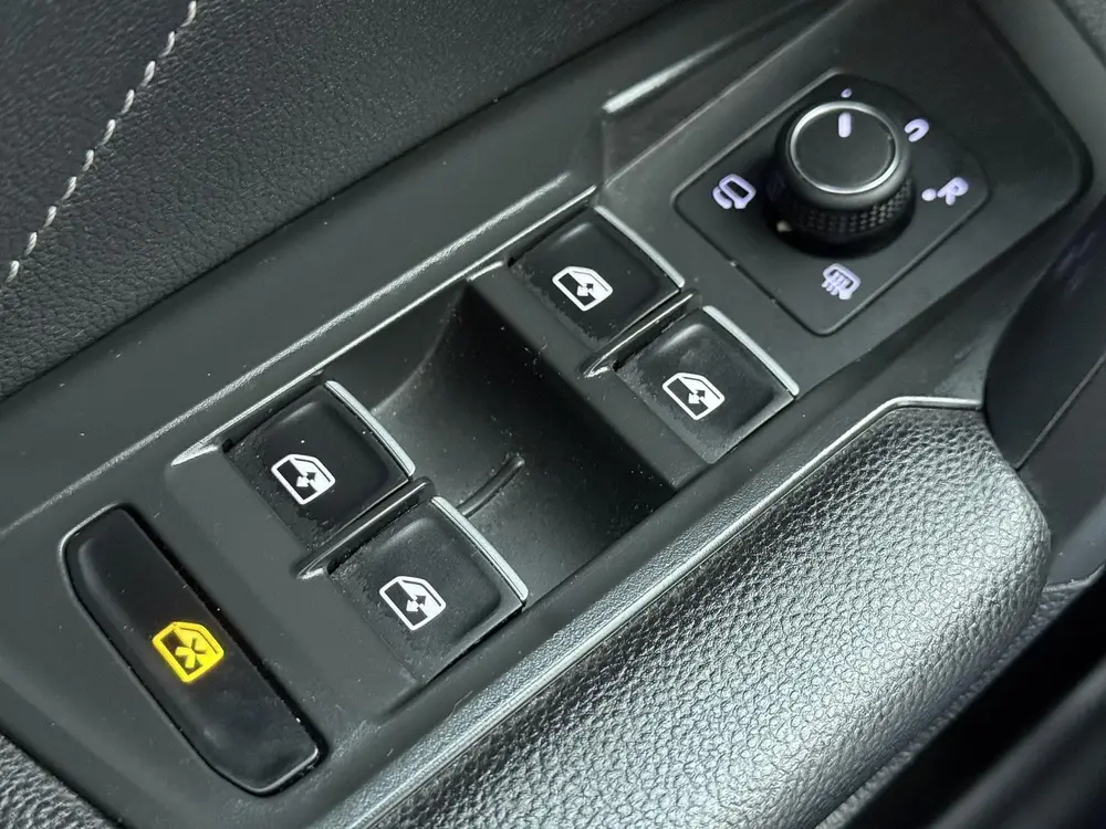 Volkswagen Tiguan Allspace 1.5 TSI R-Line Business 7p. | 150 uit 2023, foto 12