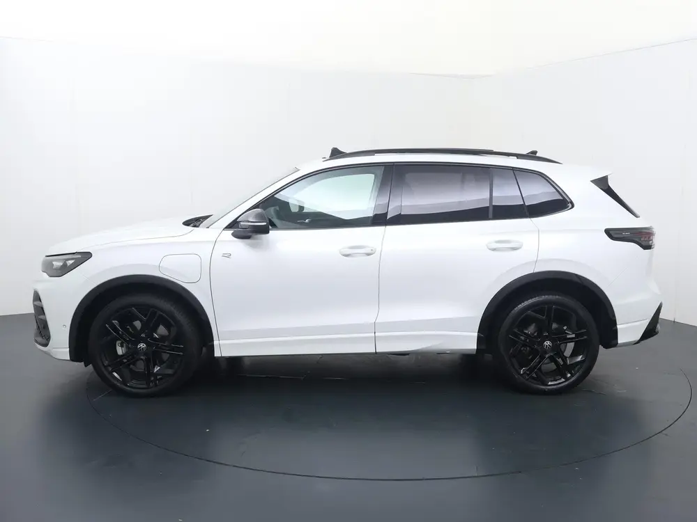 Volkswagen Tiguan 1.5 eHybrid R-Line | 272 PK | SoH 100% | T uit 2025, foto 2