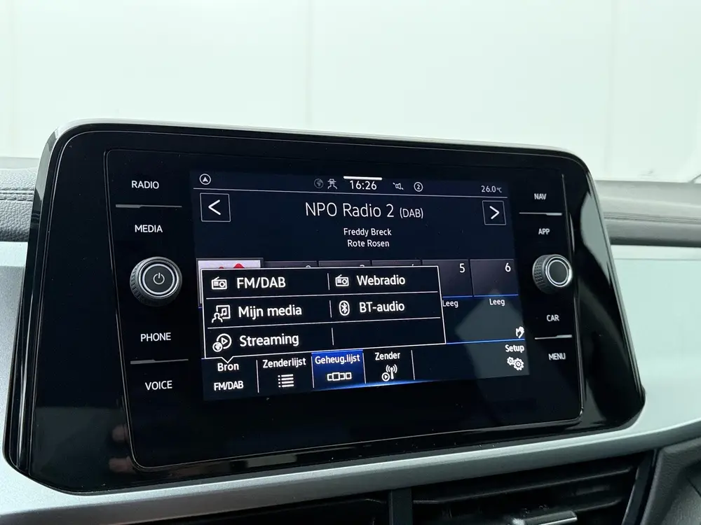 Volkswagen T-Roc 1.5 TSI Life | 150 PK | Trekhaak afneembaar uit 2022, foto 14