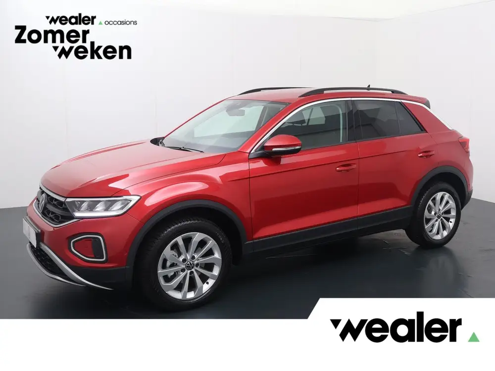 Volkswagen T-Roc 1.5 TSI Life | 150 PK | Trekhaak | Adaptive uit 2022